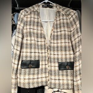 Zara Women’s Tweed Blazer with fringed edges